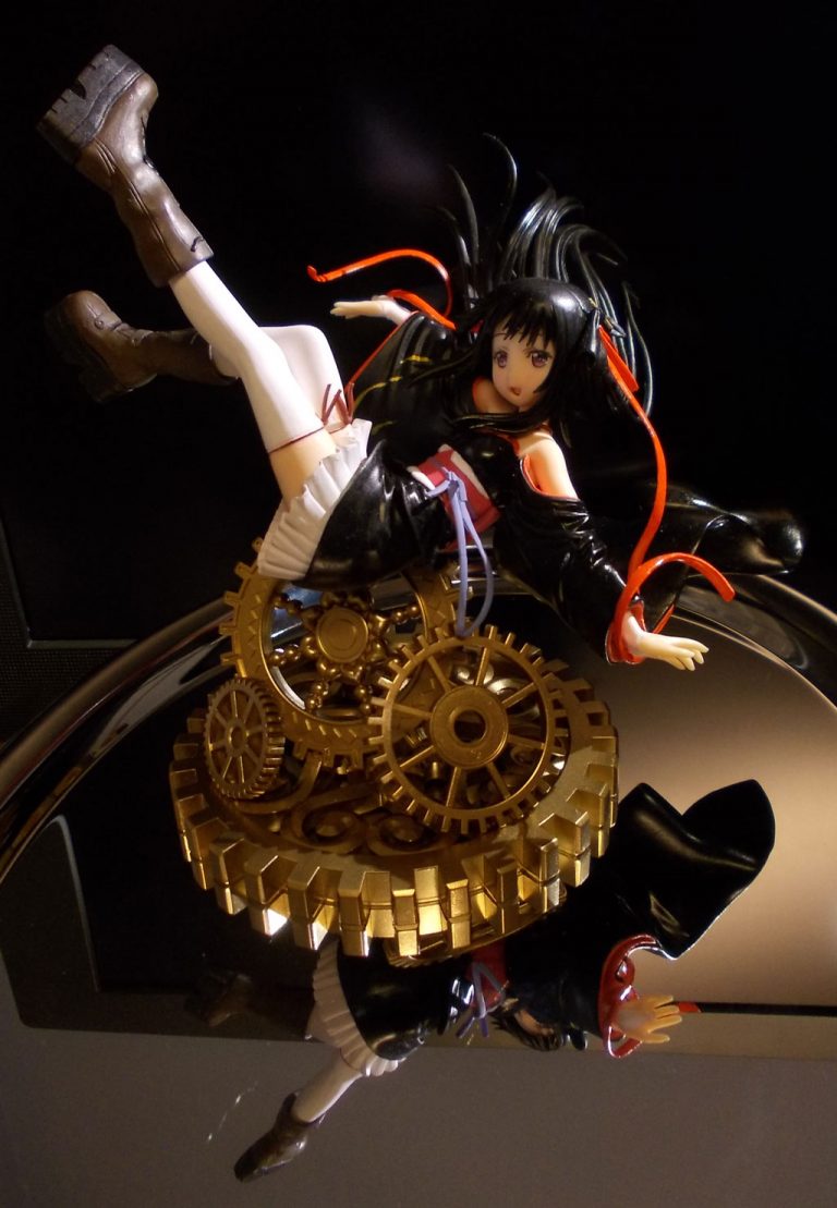 Read more about the article Unbreakable Machine Doll Yaya (figure repaint)