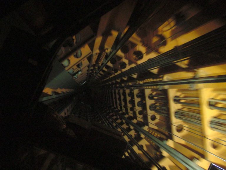 Read more about the article 🚧hosting move 🚧